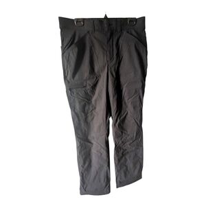 Eddie Bauer Men's Black Pants. 32x32. Water Repellent